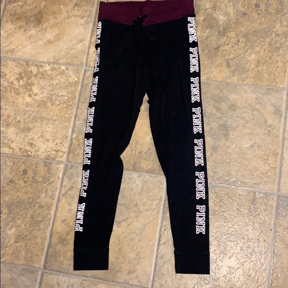 Pink Victoria’s Secret yoga pants